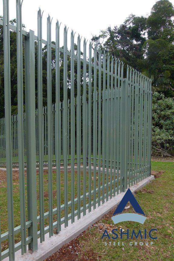 Palisade Fence view 5